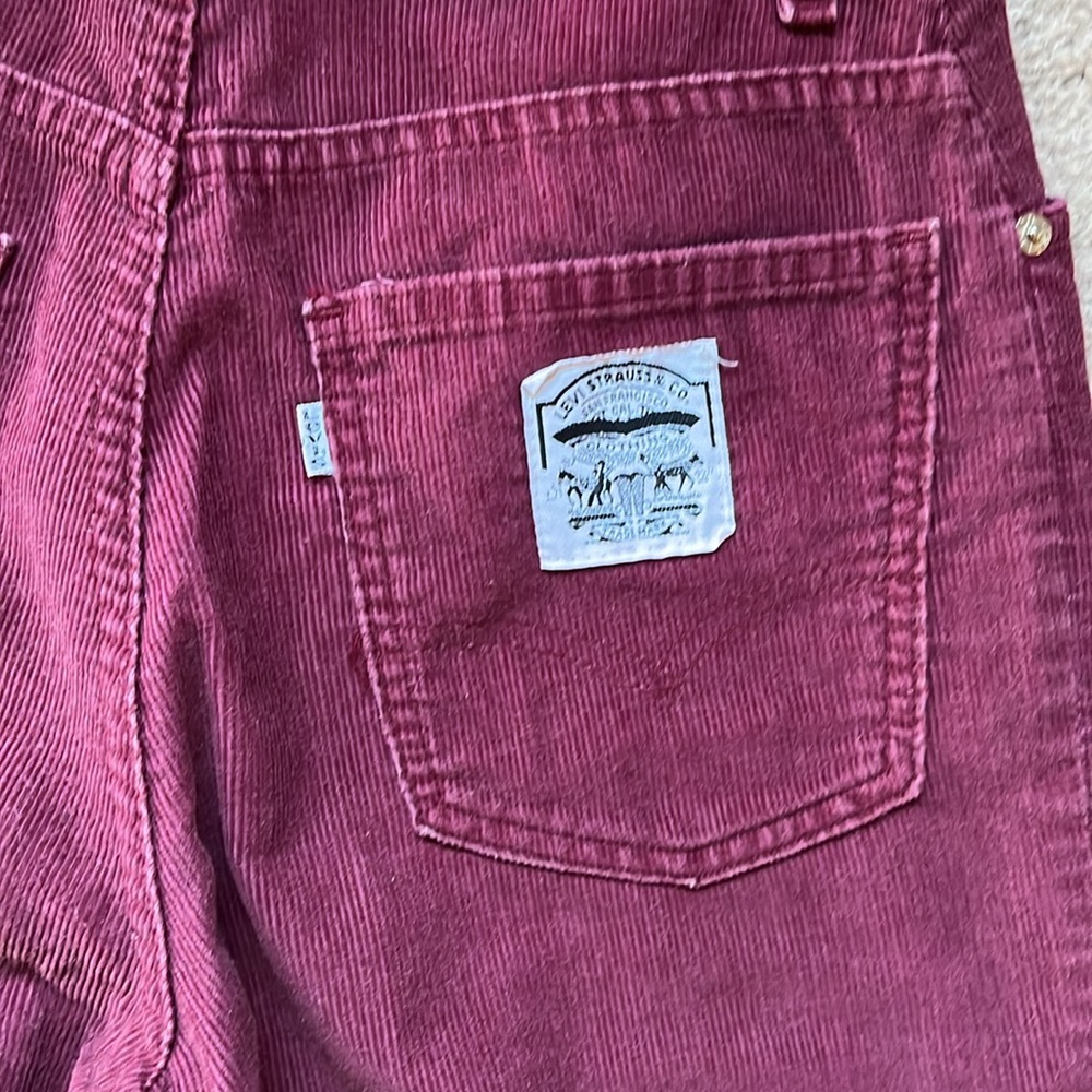 HP 🎉 Vintage Levi’s berry high waist cords size 7 approx - Picture 11 of 12